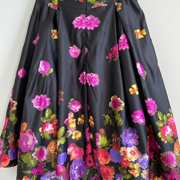 Mix Nouveau Layered Floral Skirt size M - Picture 3 of 7
